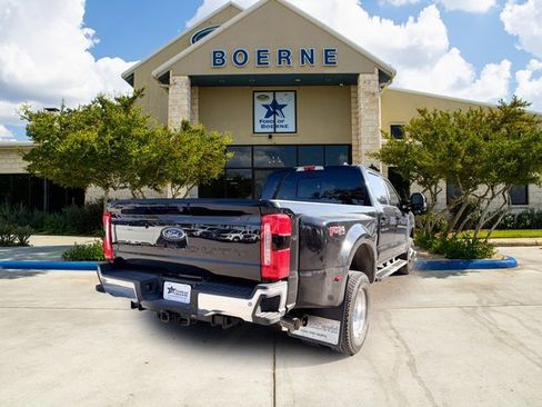 Used 2024 Ford F350 Lariat image 5