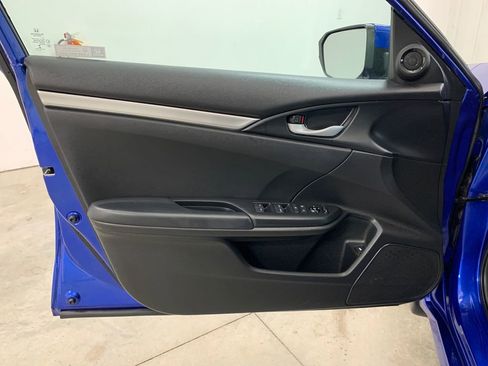 Used 2020 Honda Civic Sport image 16