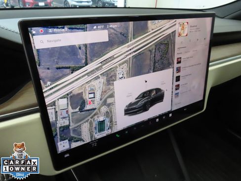 Used 2022 Tesla Model S image 18