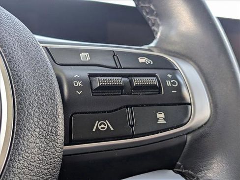 Used 2023 Kia Sportage SX FWD image 13