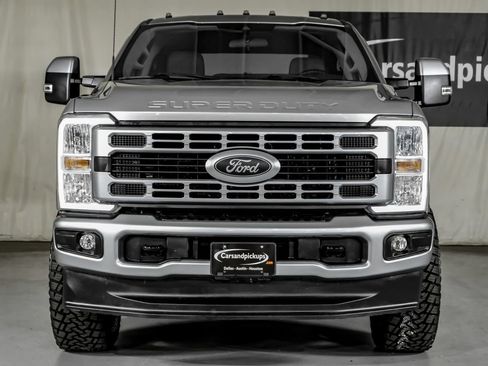 Used 2024 Ford F350 XLT AWD/4WD image 3