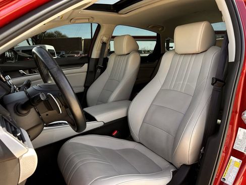 Used 2022 Honda Accord Touring image 29