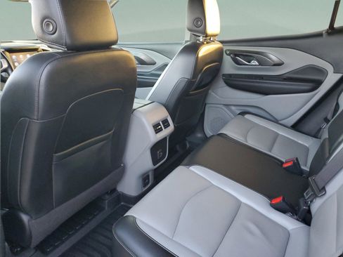 Used 2022 GMC Terrain SLT image 10