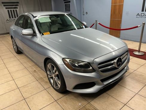Used 2015 Mercedes-Benz C 300 Sport image 6