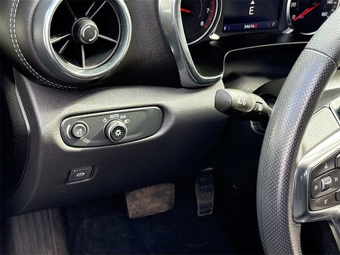 Used 2024 Chevrolet Blazer LT image 9