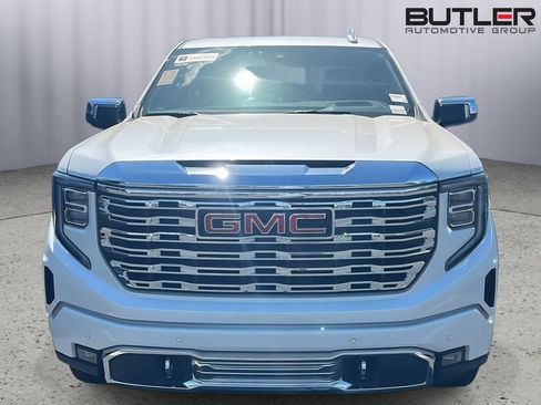 Used 2024 GMC Sierra 1500 Denali w/ Technology Package image 4