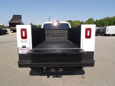 Used 2022 RAM 3500 Tradesman w/ Chrome Appearance Group AWD/4WD image 52