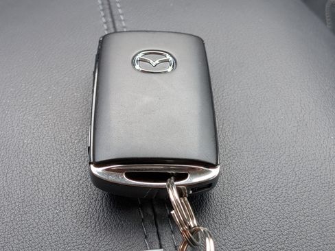Certified 2025 MAZDA CX-30 AWD 2.5 S image 32