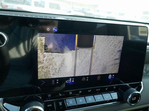 New 2026 Chevrolet Colorado ZR2 w/ Technology Package image 21