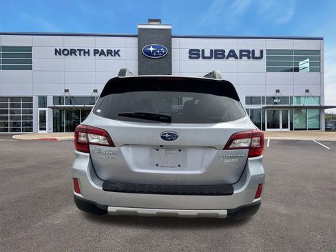 Used 2015 Subaru Outback 2.5i Limited image 4