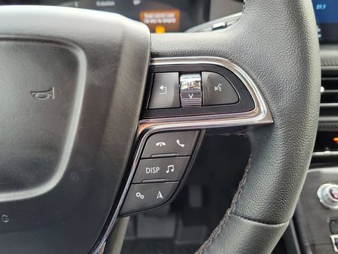 Certified 2023 Lincoln Nautilus FWD w/ Premium Package image 23
