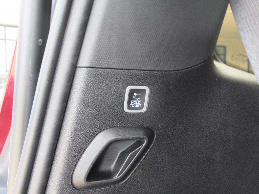 Used 2023 Jeep Grand Wagoneer Series III AWD/4WD image 20