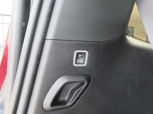 Used 2023 Jeep Grand Wagoneer Series III image 20