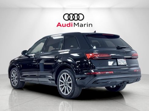 Used 2023 Audi Q7 2.0T Premium Plus w/ Premium Plus Package AWD/4WD image 3