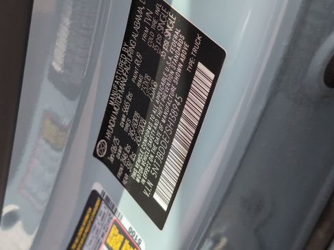 Used 2025 Hyundai Santa Cruz SEL image 24