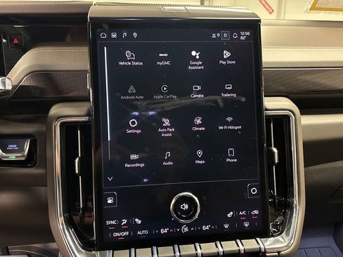 New 2026 GMC Yukon Elevation w/ LPO, Floor Liner Package image 39