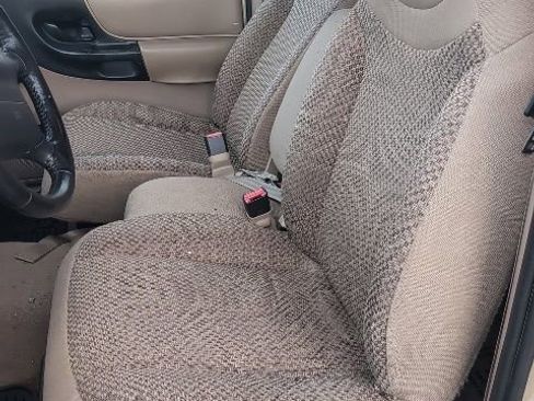 Used 1999 Ford Ranger XLT image 10