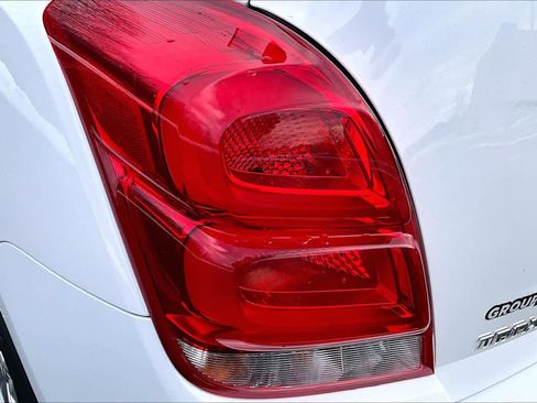 Used 2019 Chevrolet Trax LT image 27