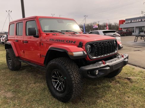 Used 2024 Jeep Wrangler Unlimited Rubicon image 7