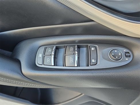 Used 2021 INFINITI Q50 Luxe image 27