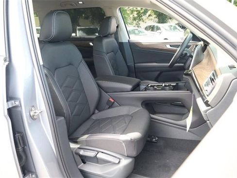 New 2026 Volkswagen Atlas SE image 30