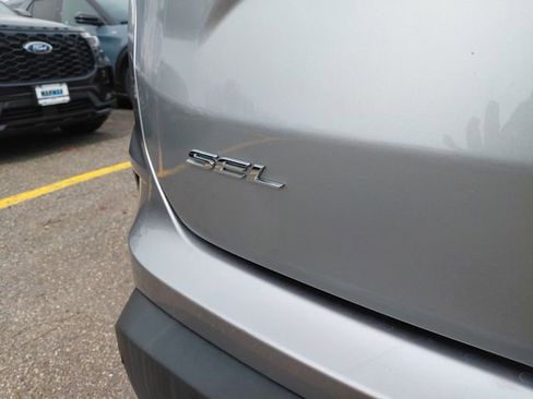 Used 2023 Ford Edge SEL w/ Convenience Package image 11