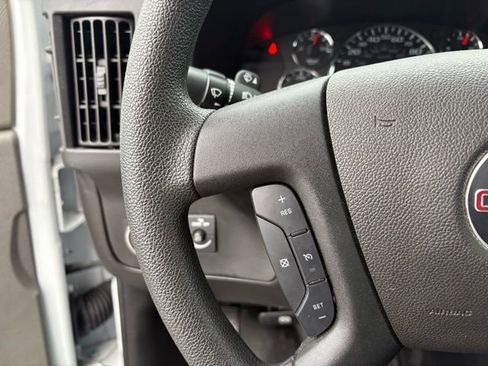 Used 2024 GMC Savana 2500 w/ Driver Convenience Package image 32