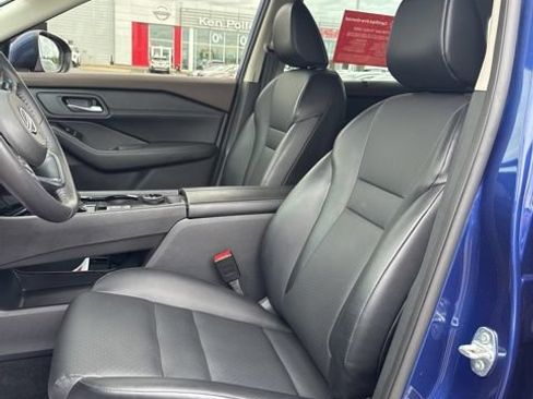 Certified 2023 Nissan Rogue SV w/ SV Premium B Package AWD/4WD image 9