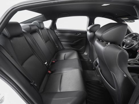 Used 2022 Honda Accord Sport image 18