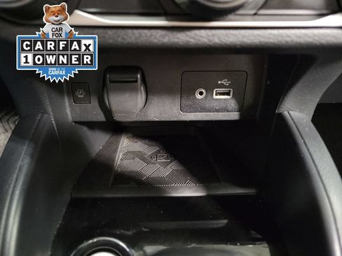 Used 2024 Nissan Versa SV FWD image 17