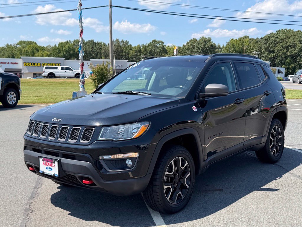 Used 2019 Jeep Compass Trailhawk w/ Cold Weather Group AWD/4WD image 8