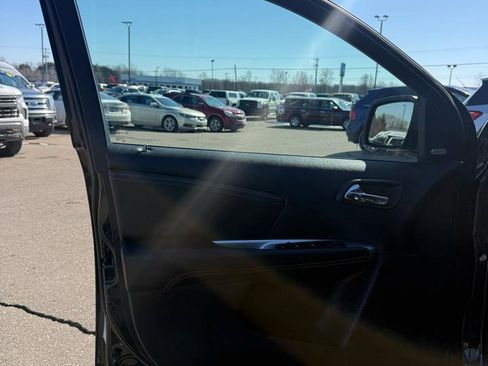 Used 2012 Dodge Journey R/T w/ Flexible Seating Group image 10