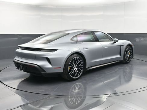 Certified 2025 Porsche Taycan Turbo image 8