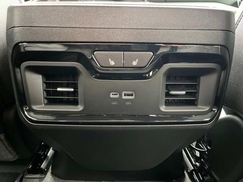 New 2026 GMC Sierra 1500 AT4 w/ AT4 Premium Package AWD/4WD image 20