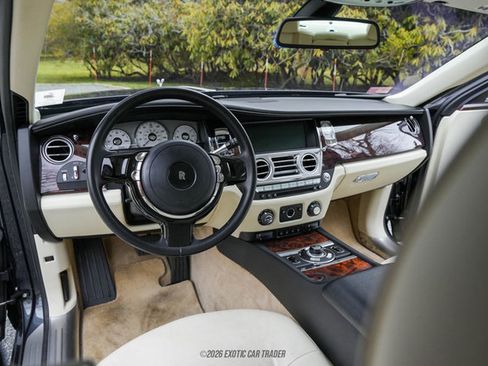 Used 2011 Rolls-Royce Ghost image 73