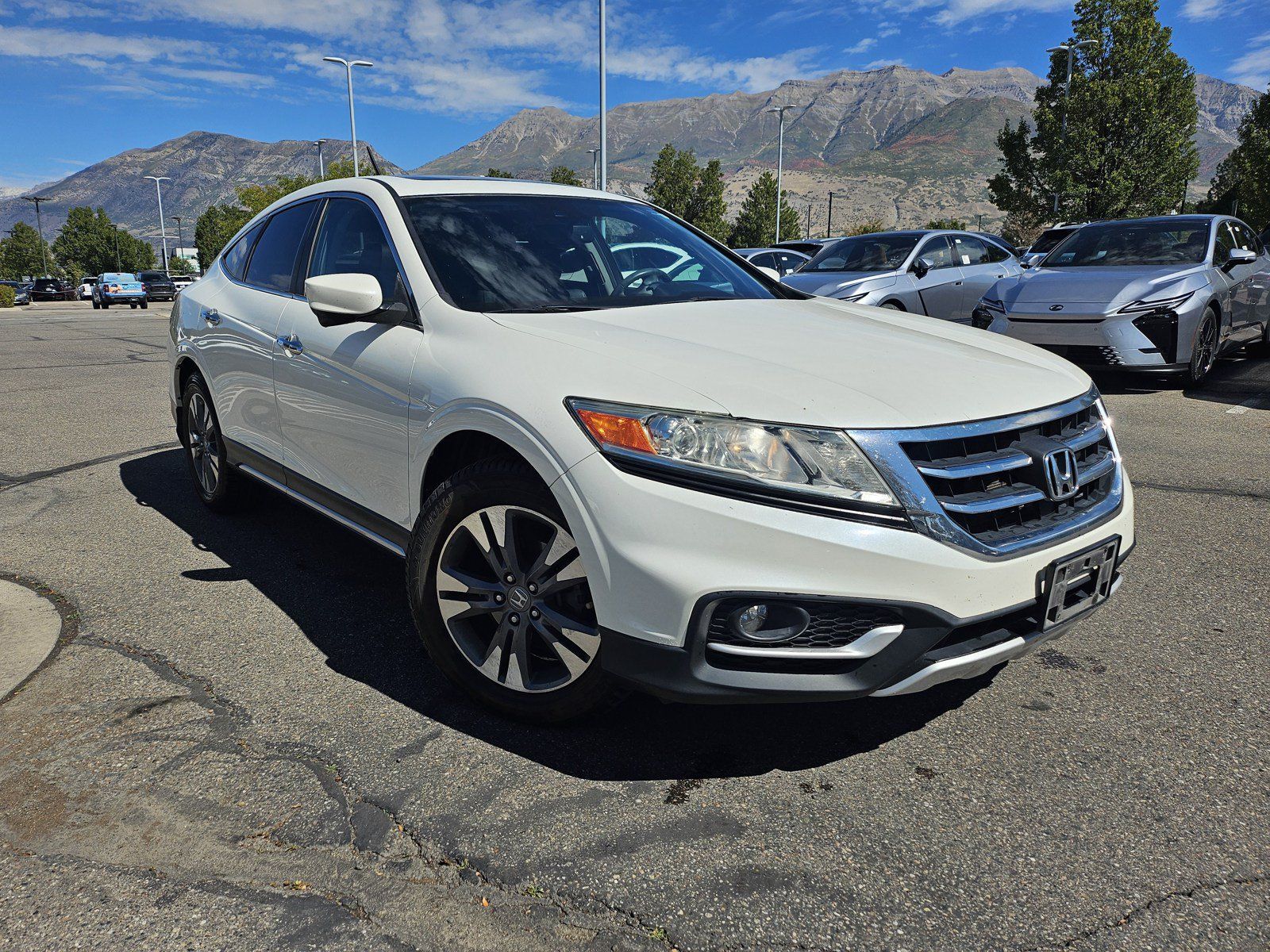 Used 2013 Honda Crosstour EX-L image 3