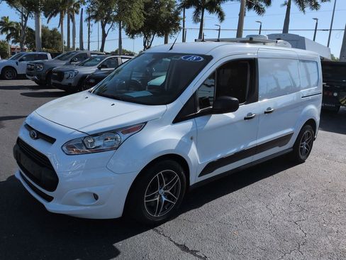 Used 2018 Ford Transit Connect XLT FWD image 7