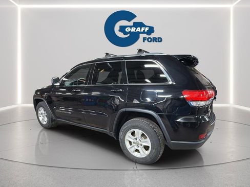 Used 2017 Jeep Grand Cherokee Laredo w/ Quick Order Package 23E AWD/4WD image 4