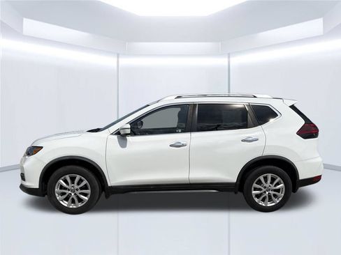 Used 2020 Nissan Rogue SV AWD/4WD image 6