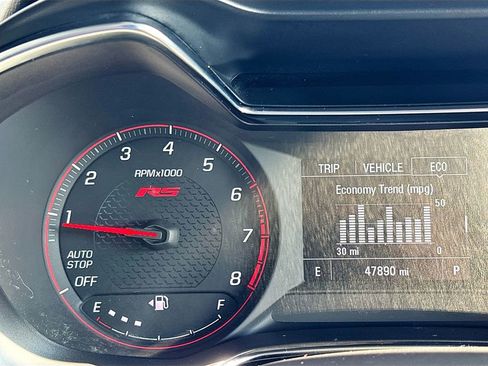 Used 2022 Chevrolet TrailBlazer RS w/ Sun and Liftgate Package image 12