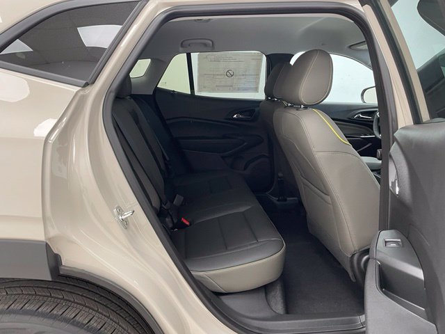 New 2026 Chevrolet Trax ACTIV w/ Driver Confidence Package FWD image 19