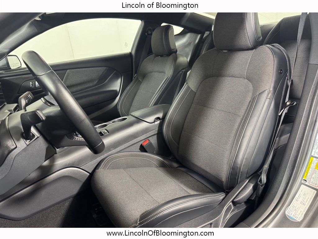 Used 2025 Ford Mustang GT RWD image 15
