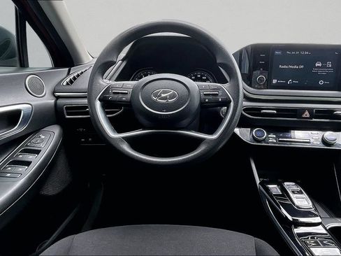Used 2021 Hyundai Sonata SEL FWD image 9