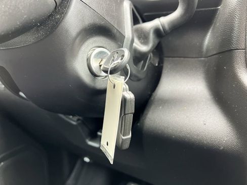 Used 2019 Chevrolet Silverado 1500 Custom Trail Boss w/ Custom Convenience Package image 17