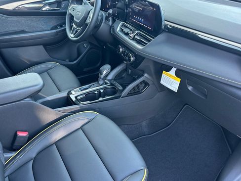 New 2026 Chevrolet TrailBlazer ACTIV w/ Convenience Package FWD image 16