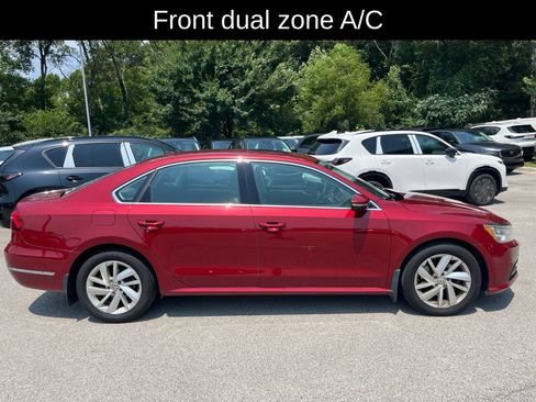 Used 2018 Volkswagen Passat 2.0T SE FWD image 3
