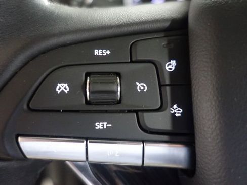 Used 2024 Cadillac XT6 Premium Luxury w/ LPO, Floor Liner Package AWD/4WD image 13