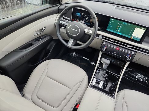 Certified 2025 Hyundai Tucson SEL image 14