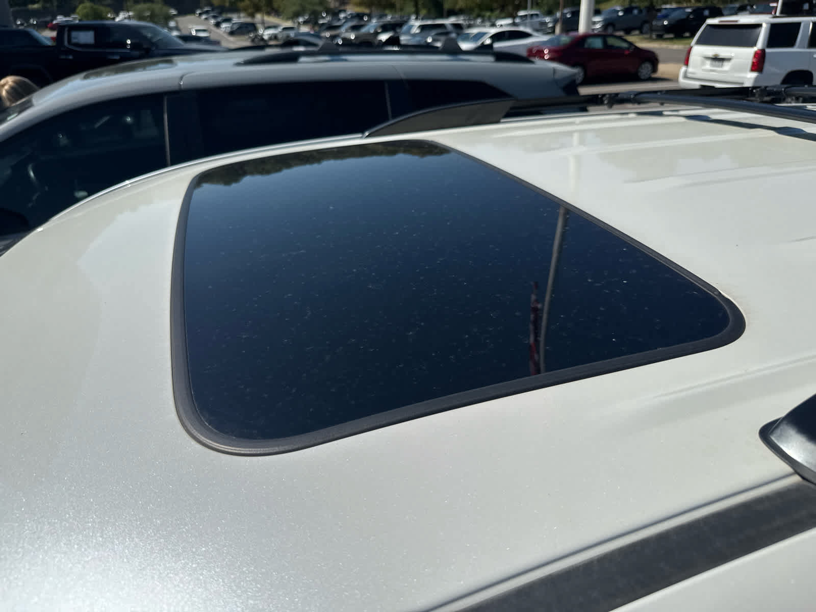 Used 2012 Toyota Highlander SE FWD image 8