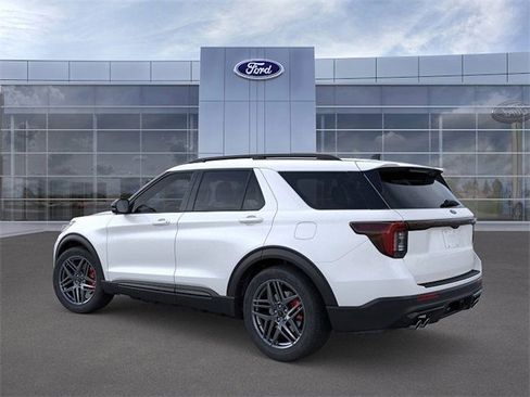 New 2026 Ford Explorer ST image 4